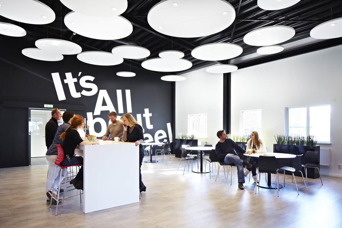 Free hanging units and baffles_Solo