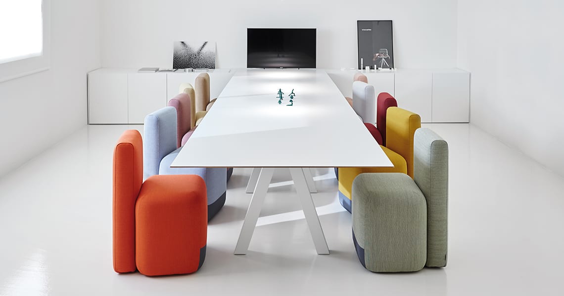 Viccarbe-Season-chair-by-Piero-Lissoni-3